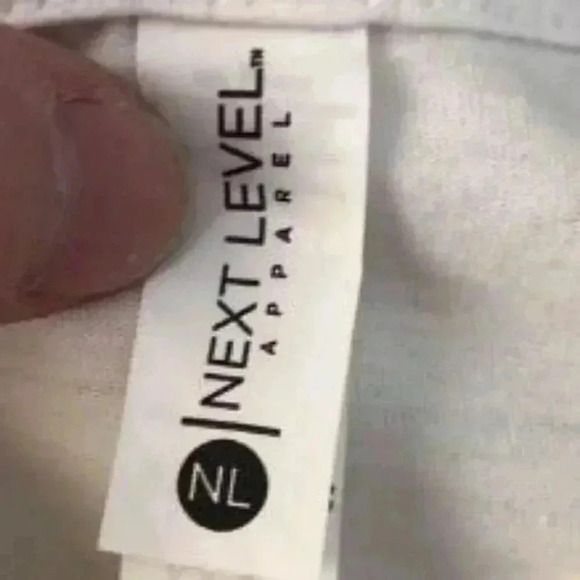 T-Shirt Aeriz Company - Picture 2 of 3